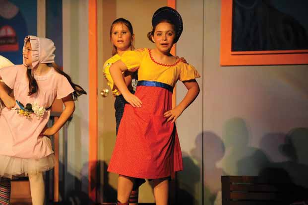 Lauren Young, Rose Brendal and Colleen Cutts in PACE’S The Wizard of Oz