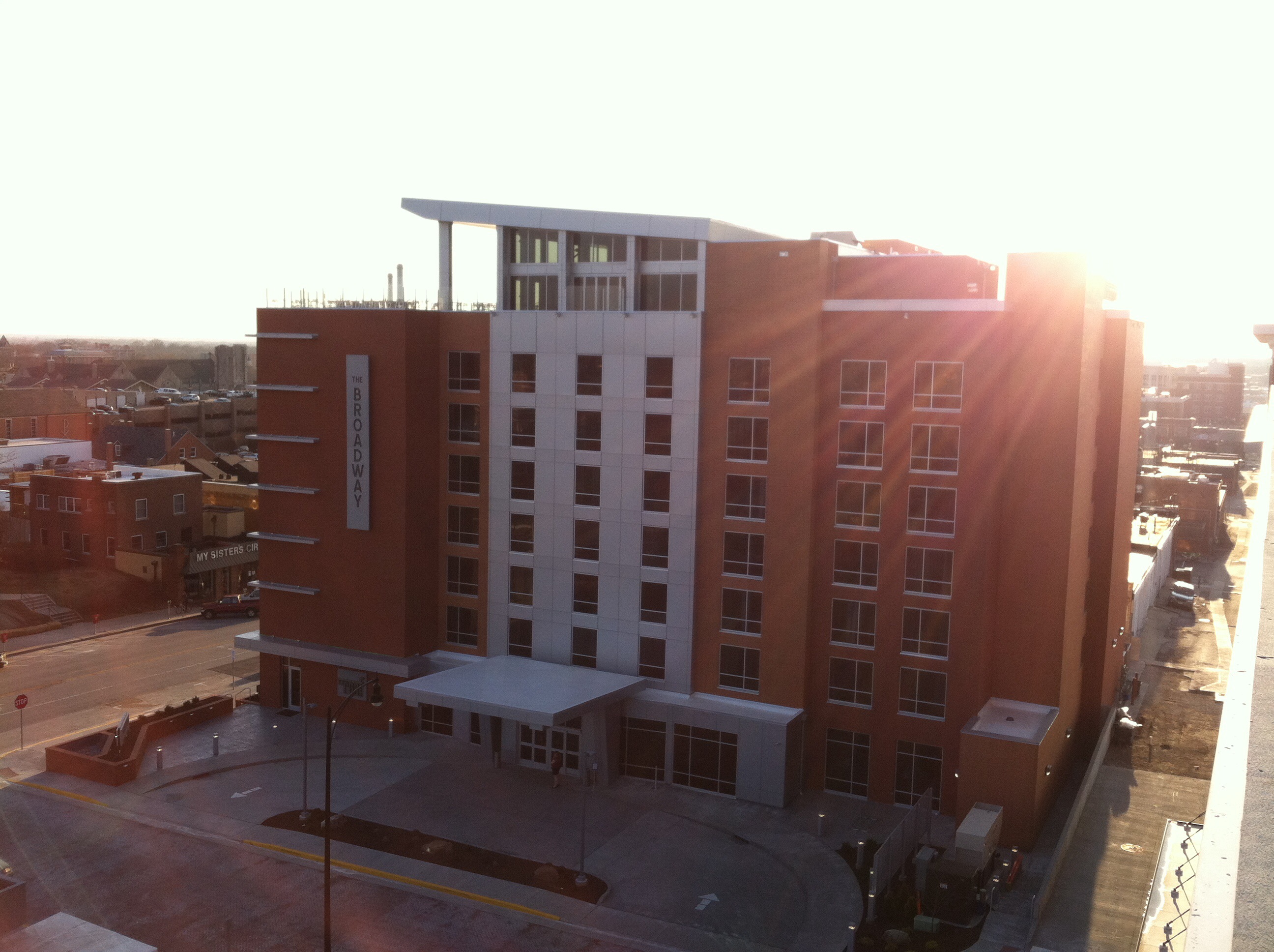 The-Broadway-hotel-columbia-mo