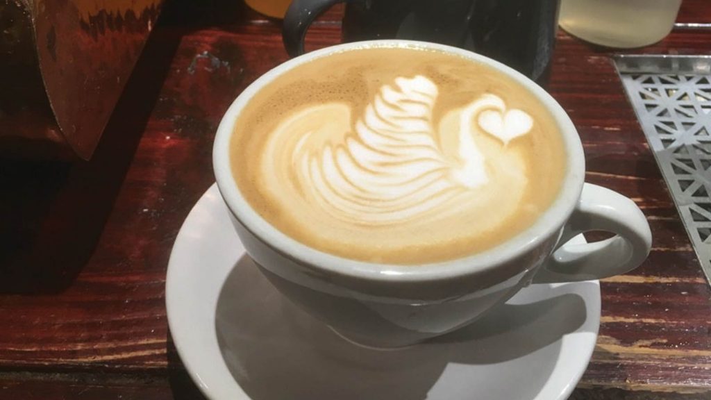 Latte Art Swan 1024x576 