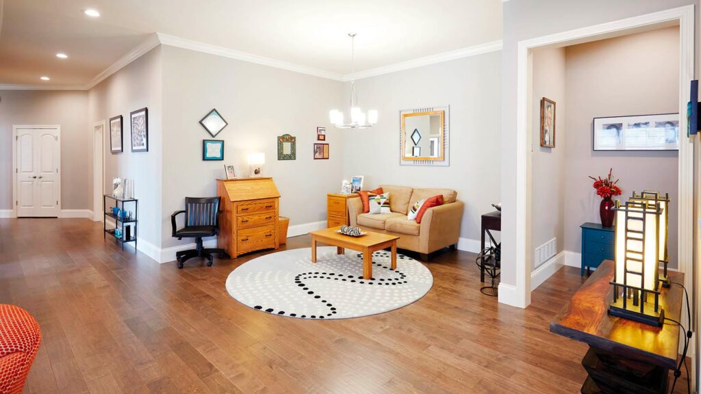Accessible Living Room at Linkside at Old Hawthorne