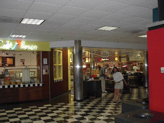 Brady Commons Food Court. (Courtesy of University of Missouri)