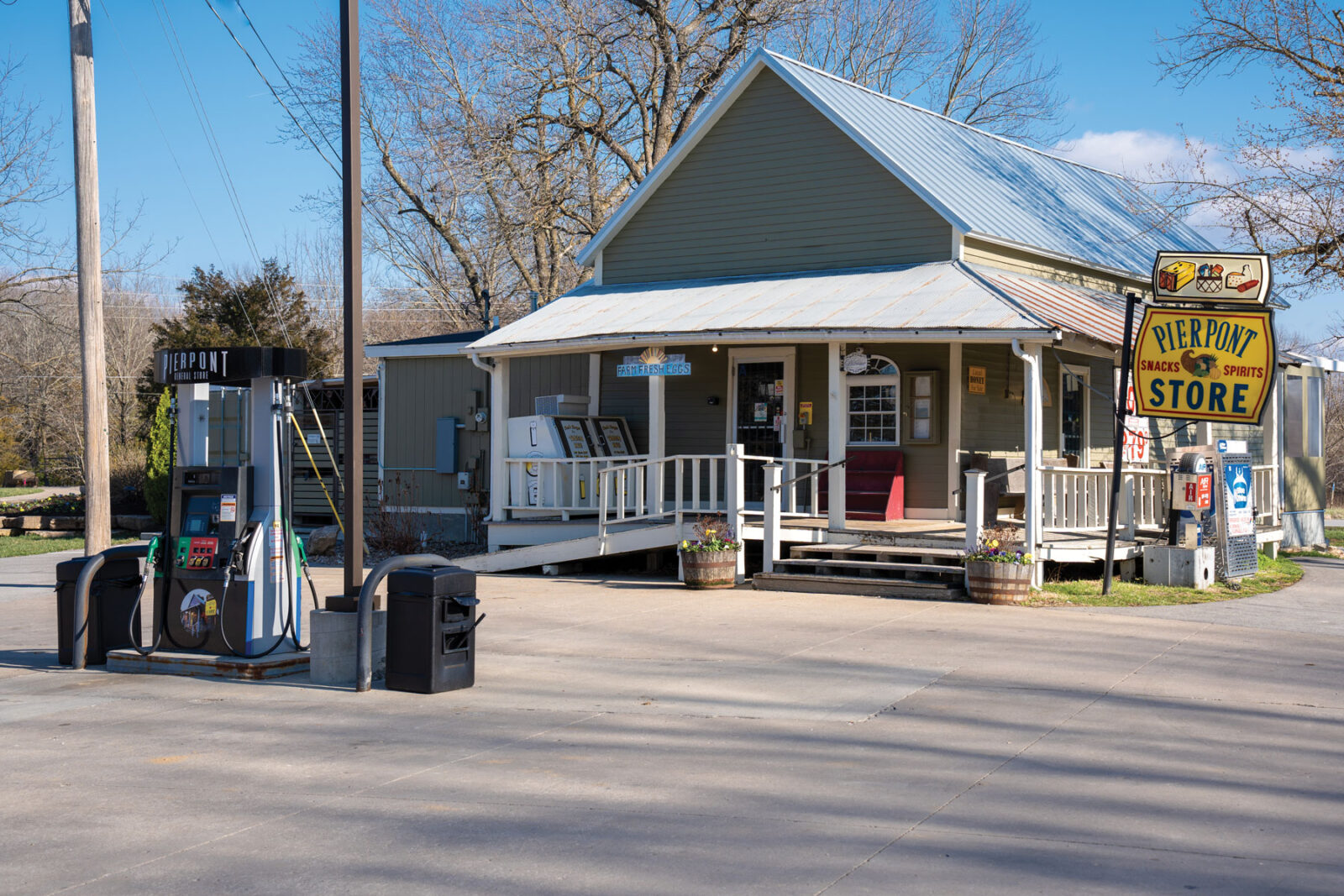 Pierpont General Store Exterior