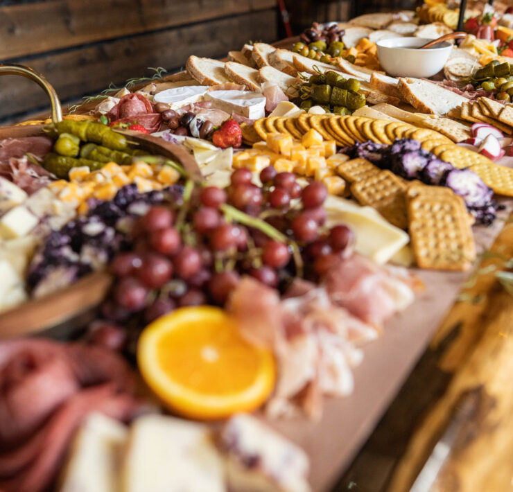 Extended view of charcuterie board from Günter Hans