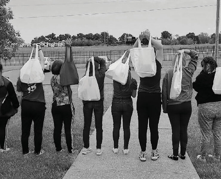 Missouri Girlstown Girls Holding Bags
