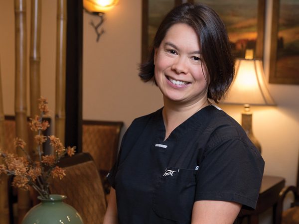 Feature-AltMed-Acupuncture-GinaButler