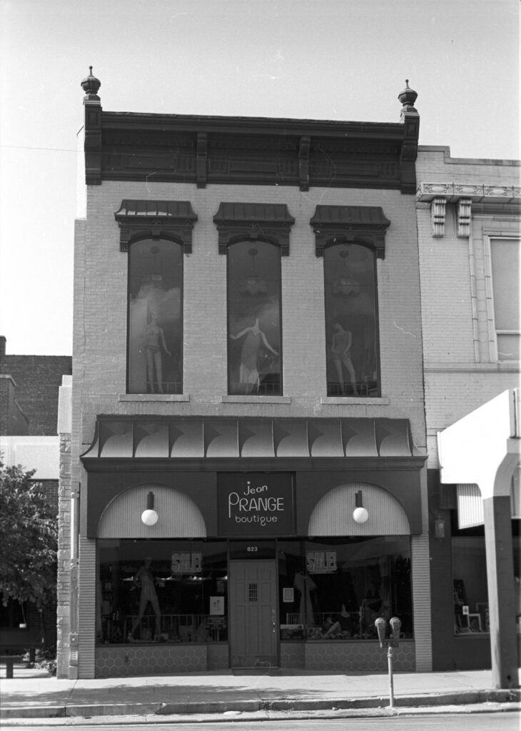 823 E Broadway 1978