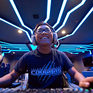 Feature-Esports