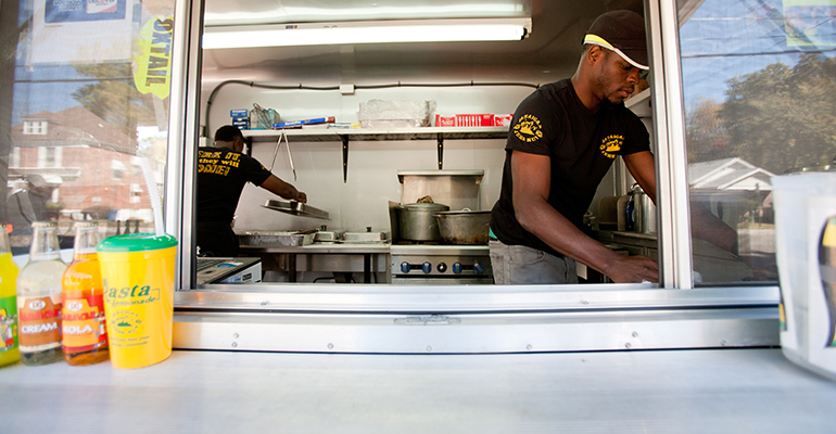 FoodTruck-JamaicanJerkHut-Interior