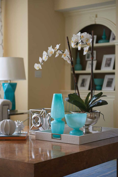 Home Feature: Light and Refined