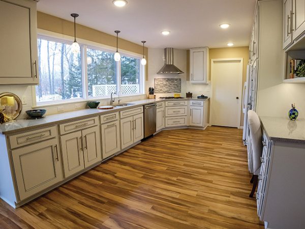 Keith-Jane-Boles-kitchen