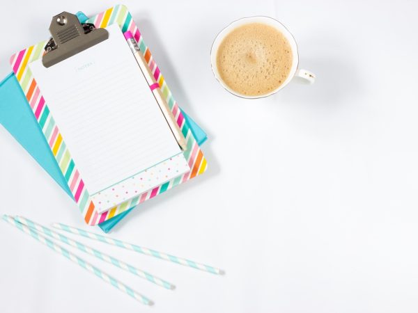 coffee-notebook-pencil-work-desk-163131