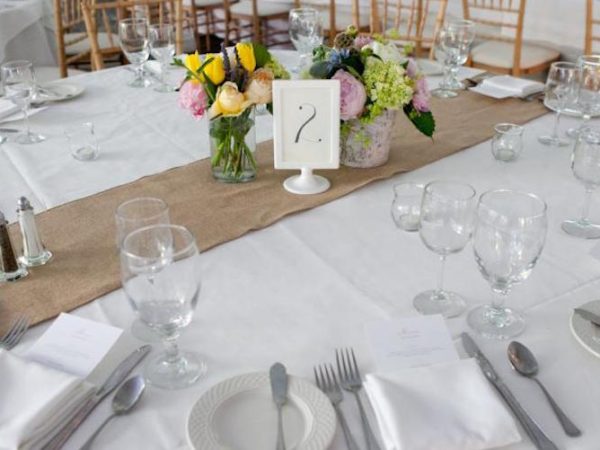 rustic-wedding-table-scape