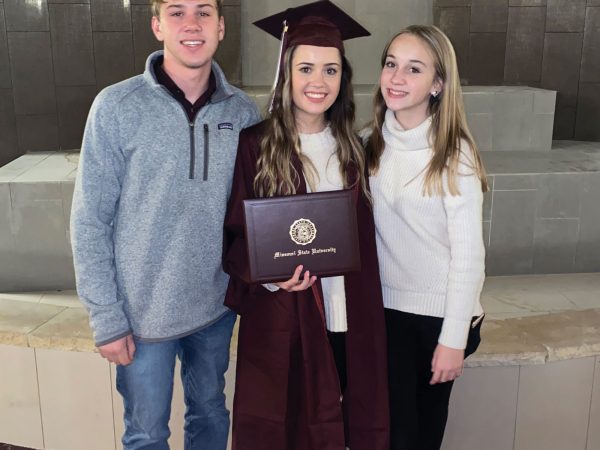 Kiddos-with-diploma