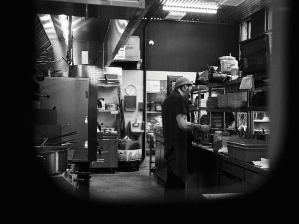 endwell-taverna-a-look-into-the-kitchen