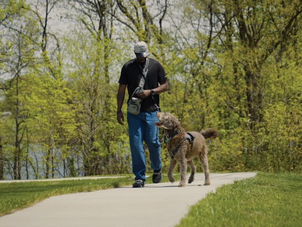 featured-army-veteran-with-service-dog-from-retrieving-freedom