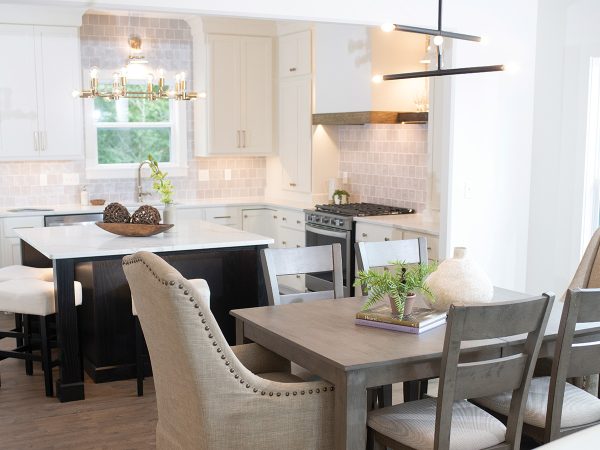 neutral-open-concept-kitchen-by-dynamic-builders-featuredimage