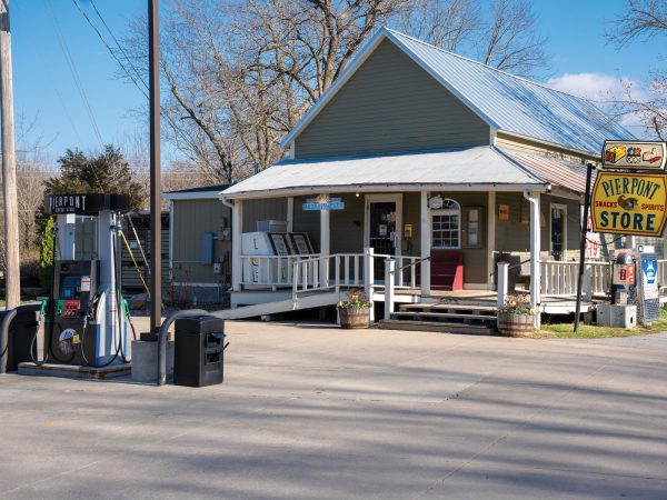 pierpont-general-store-exterior