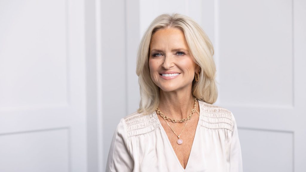 executive director of CoMoGives|headshot of Dan Hanneken|headshot of Carolyn Sullivan