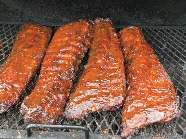 featured-bbq-ribs-from-hoss (1)