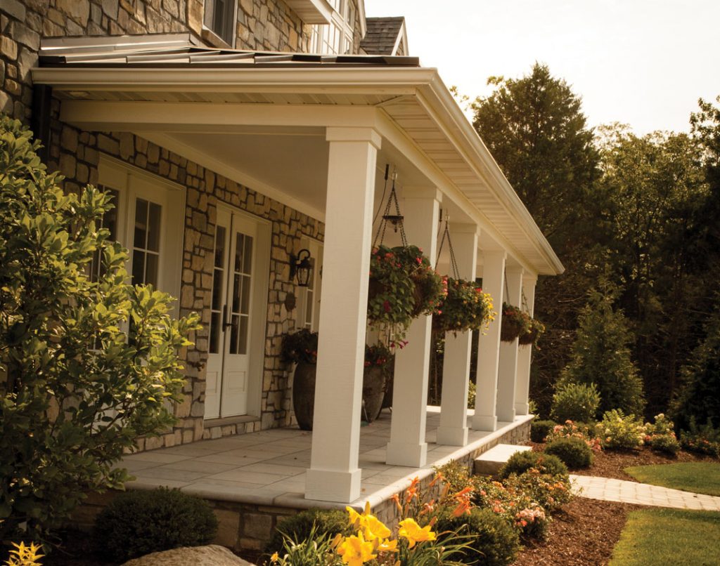 porch-decorated-with-hanging-baskets